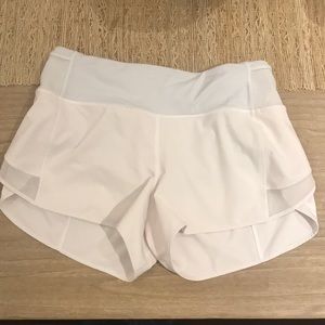 Lululemon Mesh Over Miles Short 3 inch